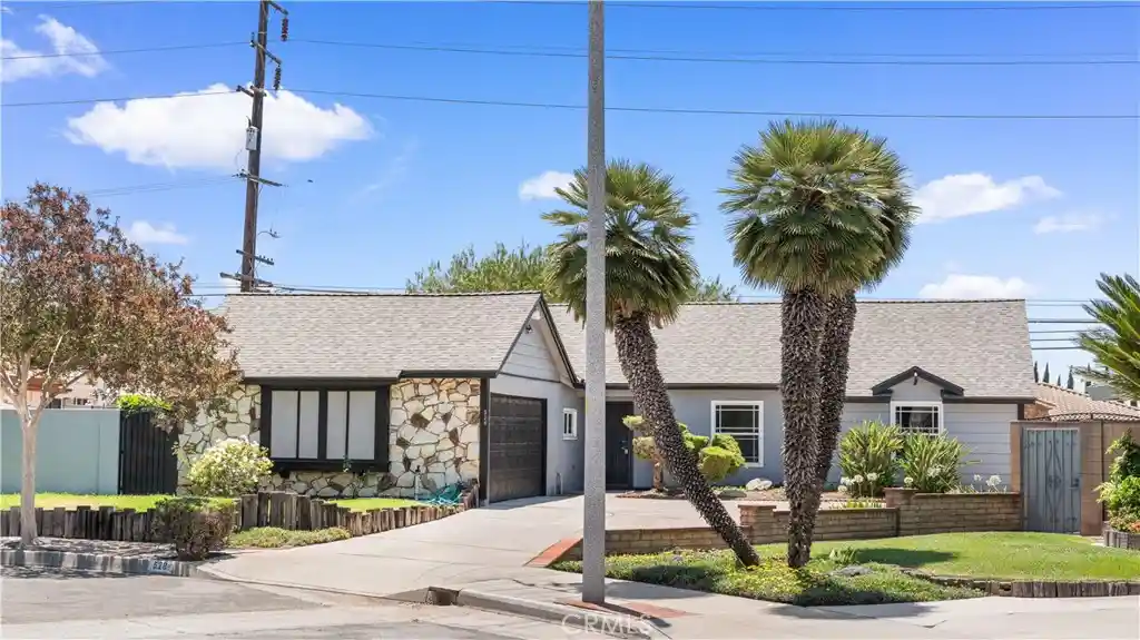 Single family home for sale at 528 Essex, Glendora, CA 91740 | MLS# AR26222547
