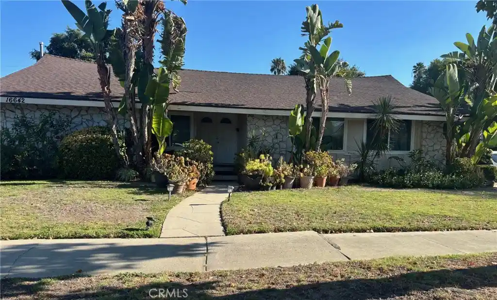 Photo 1 of Single family home for sale at 16642 Dearborn, North Hills, CA 91343 | MLS# SR26222326 | Listing updated on 2026-10-14