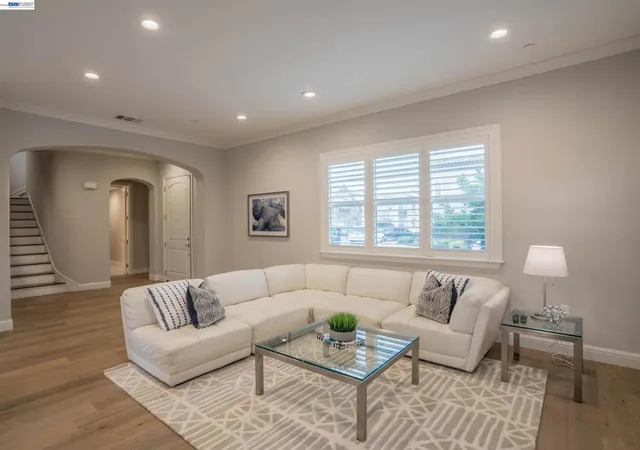 Photo 1 of Single family home for sale at 330 Goldfield Pl, San Ramon, CA 94582 | MLS# 41151103 | Listing updated on 2026-10-30