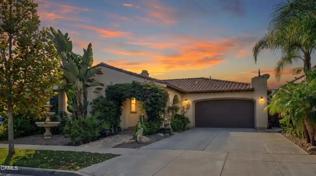Single family home for sale at 3522 Brookwood Ln, Oxnard, CA 93036 | MLS# V1-39259