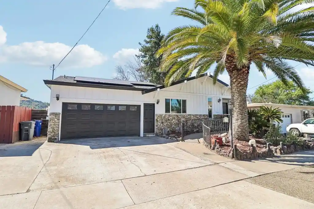 Single family home for sale at 9535 Lakeview Dr, La Mesa, CA 91942 | MLS# PTP2607706