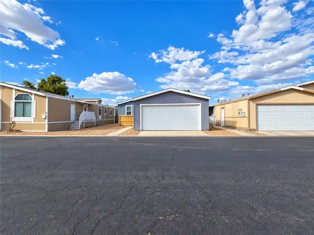 Manufactured home for sale at 80 E Dawes St #104, Perris, CA 92571 | MLS# IV26222792