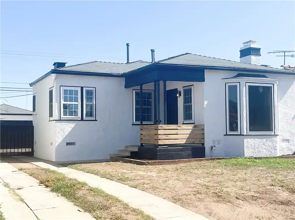 Single family home for sale at 8718 Cimarron St, Los Angeles, CA 90047 | MLS# CV26222722