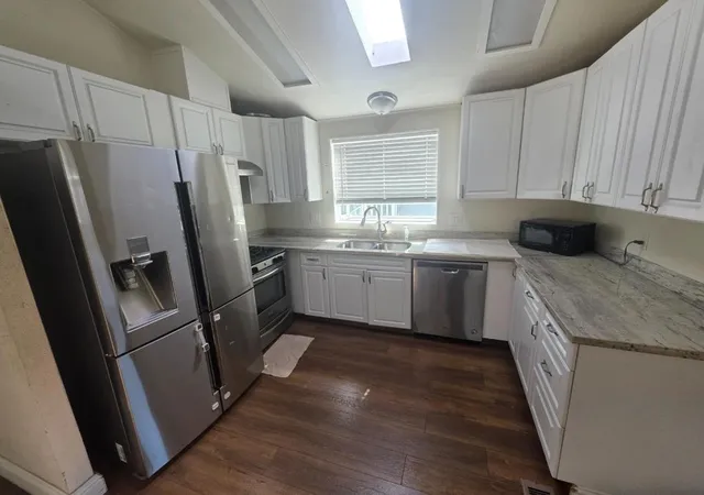 Photo 2 of Manufactured home for sale at 3015 E Bayshore Rd #19, Redwood City, CA 94063 | MLS# ML82064521 | Listing updated on 2026-10-30
