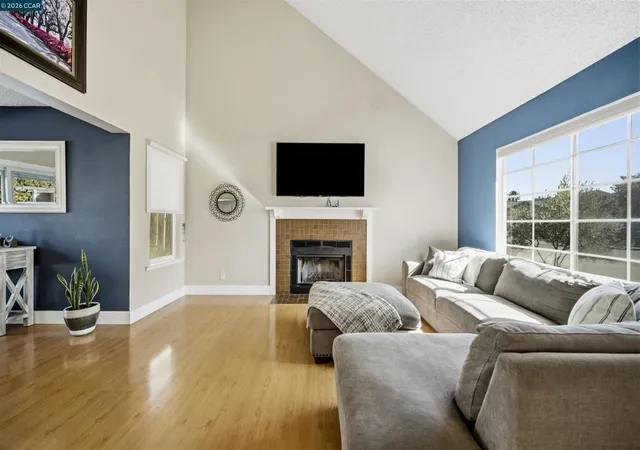 Photo 2 of Sale Pending at 120 Serpentine Ct, Vallejo, CA 94589 | MLS# 41151127 | Listing updated on 2026-10-30