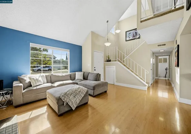 Photo 4 of Sale Pending at 120 Serpentine Ct, Vallejo, CA 94589 | MLS# 41151127 | Listing updated on 2026-10-30
