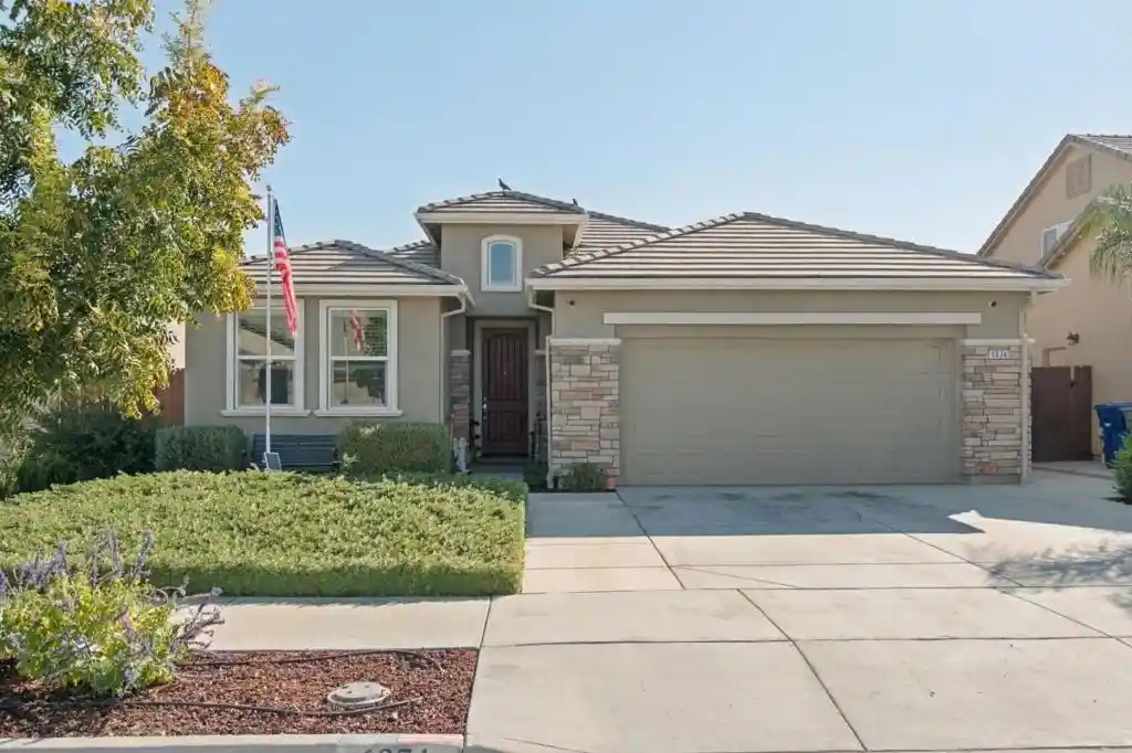 Single family home for sale at 1874 Summit Dr, Los Banos, CA 93635 | MLS# ML82064531