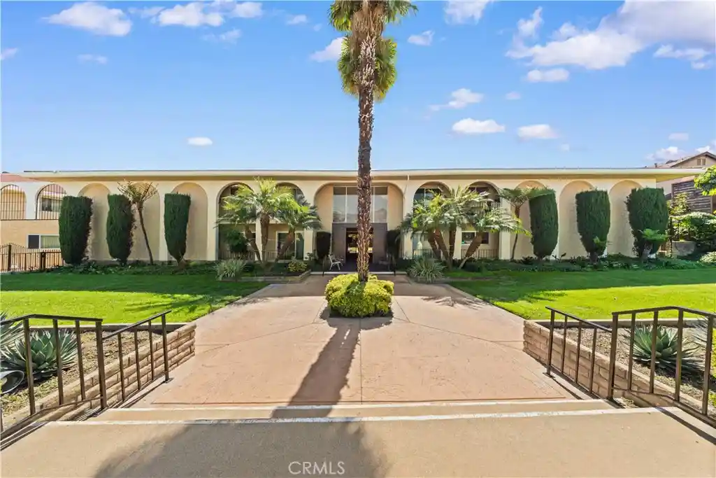 Condo for sale at 630 W Huntington Dr #216, Arcadia, CA 91007 | MLS# WS26223065