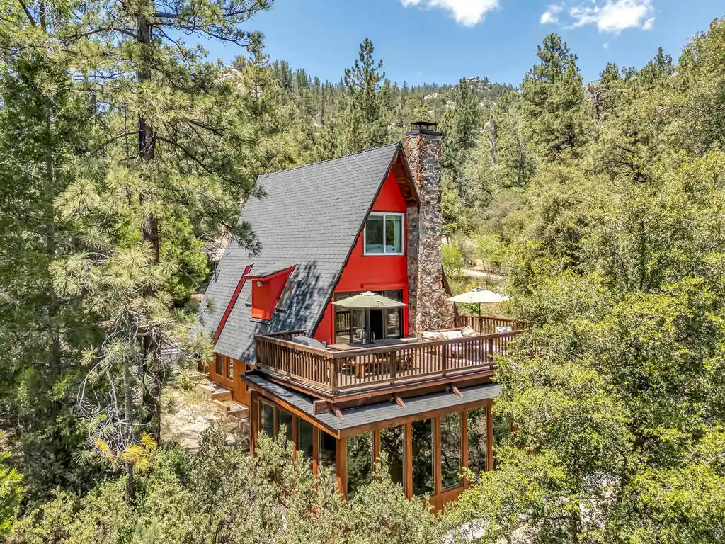 Photo 1 of Single family home for sale at 54425 Jameson Dr, Idyllwild, CA 92549 | MLS# 219154321DA | Listing updated on 2026-10-15