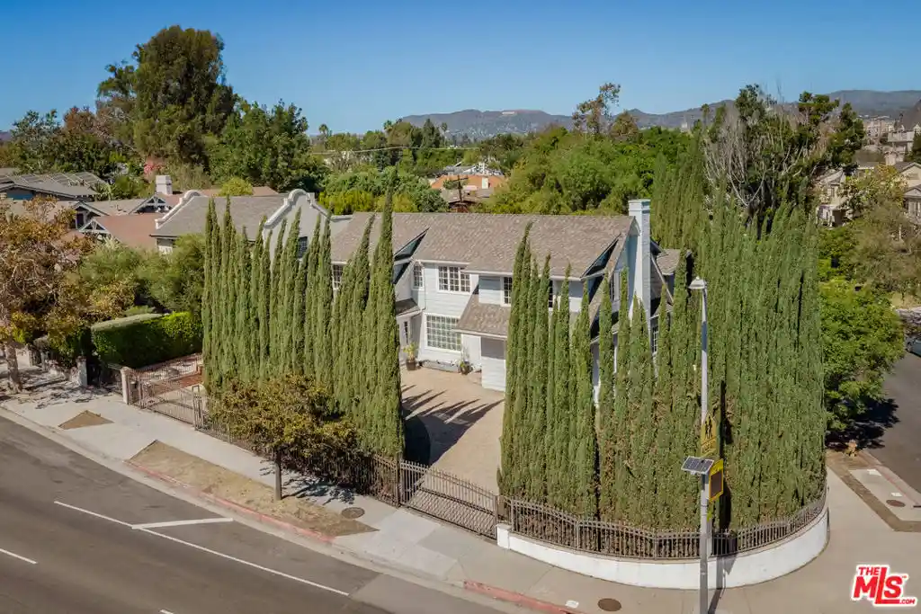 Single family home for sale at 4205 W 6th Street, Los Angeles, CA 90020 | MLS# 26101949