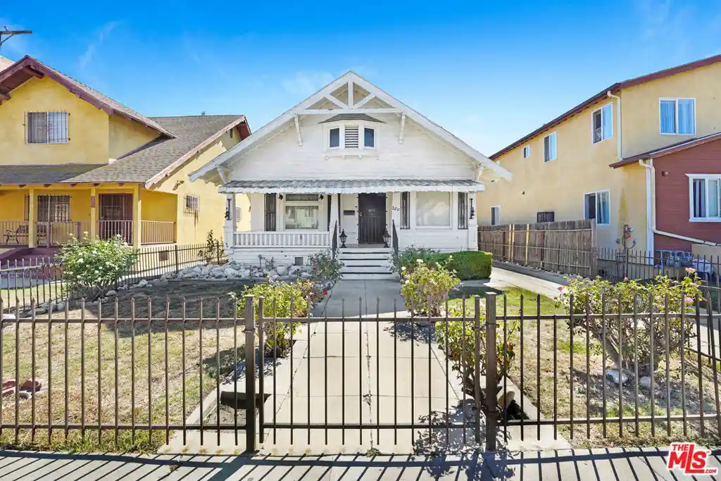 Single family home for sale at 320 W 46th Street, Los Angeles, CA 90037 | MLS# 26102153