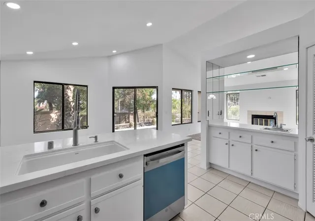 Listing Photo 1 - Condo for sale in building located at 42004 Sand Dune, Palm Desert, CA 92211 - Unit #