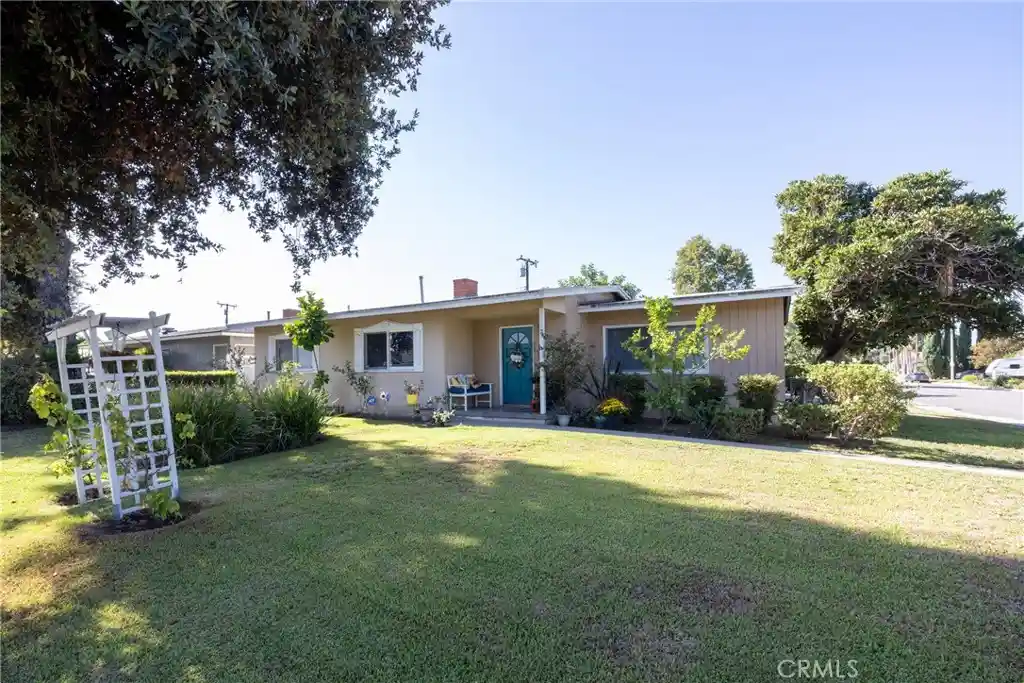 Photo 1 of Single family home for sale at 1122 W Service, West Covina, CA 91790 | MLS# CV26223231 | Listing updated on 2026-10-25