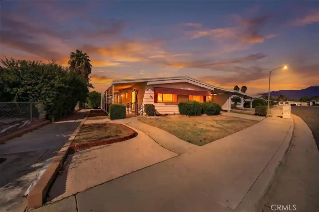 Photo 1 of Manufactured home for sale at 1650 Sonora, Hemet, CA 92543 | MLS# SW26222640 | Listing updated on 2026-10-29