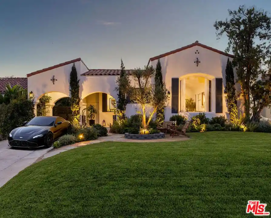 Single family home for sale at 817 Masselin Ave, Los Angeles, CA 90036 | MLS# 26101817