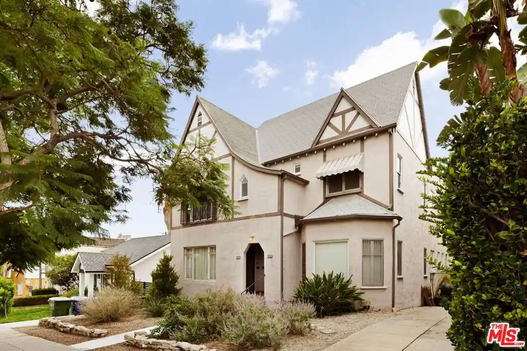 Listing Photo 1 - Condo for sale in 857 S Curson Ave located at 857 S Curson Ave, Los Angeles, CA 90036 - Unit 857 S Curson Ave