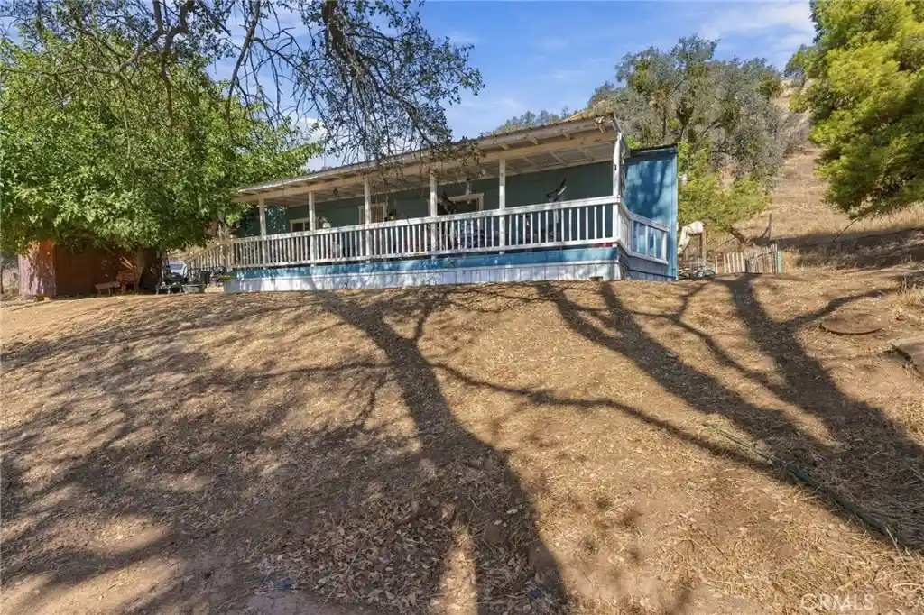 Single family home for sale at 38152 Ruth Hl, Squaw Valley, CA 93675 | MLS# FR26223021