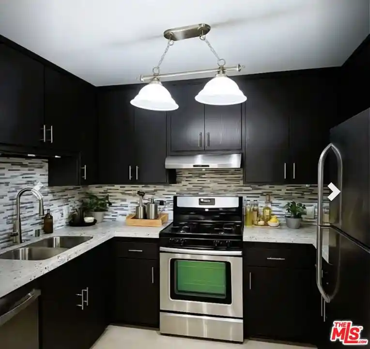 Condo for sale at 12157 Moorpark St #204, Studio City, CA 91604 | MLS# 26102312
