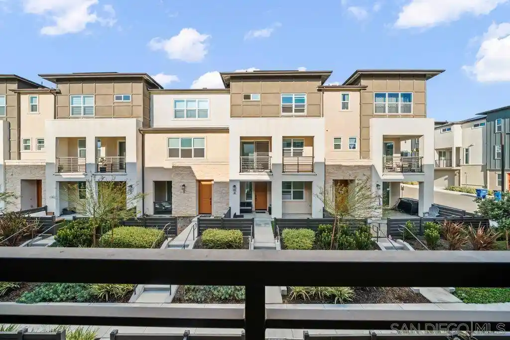 Townhouse for sale at 771 Abby Dr #4, Chula Vista, CA 91911 | MLS# 260024892SD