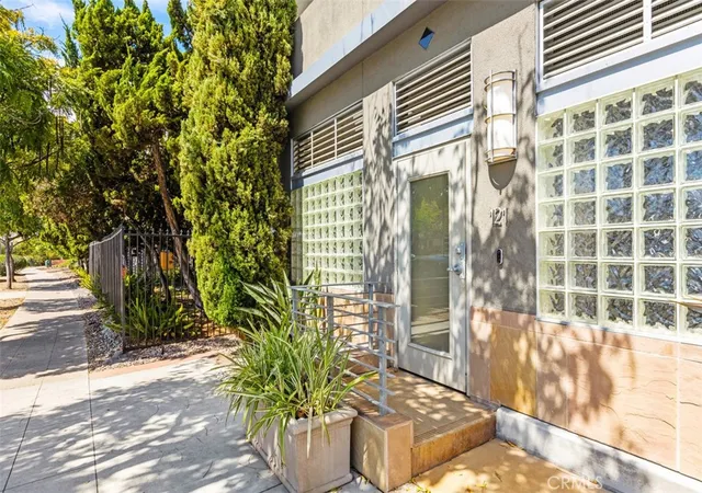 Listing Photo 1 - Condo for sale in building located at 3740 Park Blvd, San Diego, CA 92103 - Unit #121