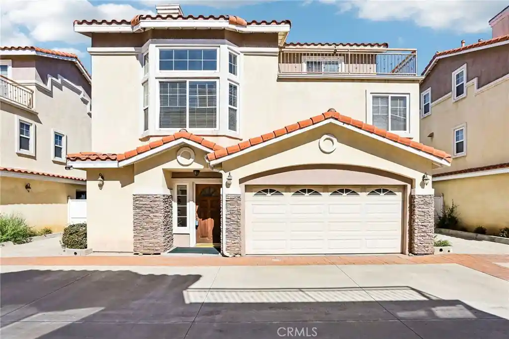 Townhouse for sale at 15908 Halldale #B, Gardena, CA 90247 | MLS# PF26221339