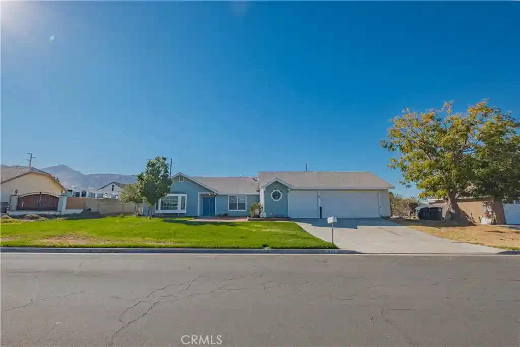 Photo 1 of Single family home for sale at 472 Tanner, Riverside, CA 92507 | MLS# DW26222146 | Listing updated on 2026-10-25