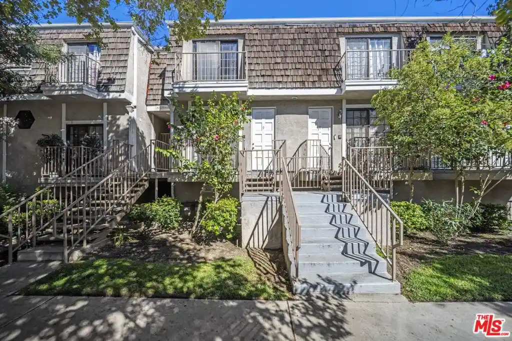Photo 1 of Townhouse for sale at 5400 Simpson Ave #9, Valley Village, CA 91607 | MLS# 26102344 | Listing updated on 2026-10-23