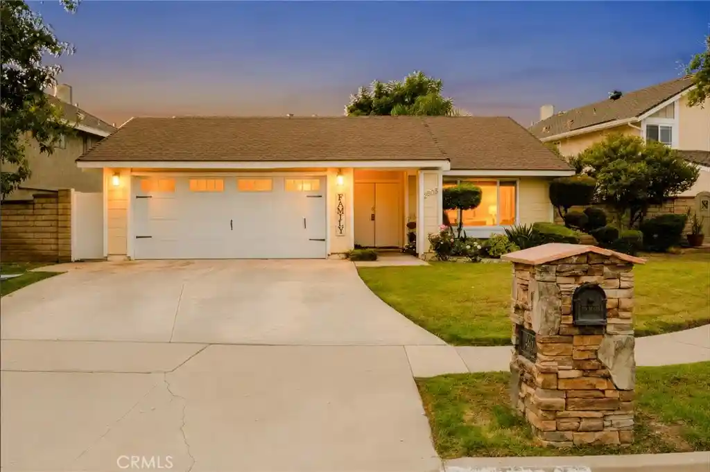Photo 1 of Single family home for sale at 2905 El Paso Ave, Simi Valley, CA 93063 | MLS# SC26222822 | Listing updated on 2026-10-24