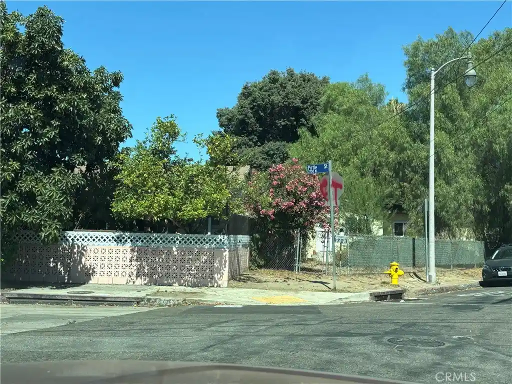 Single family home for sale at 2723 Pirtle, Los Angeles, CA 90039 | MLS# SR26224011