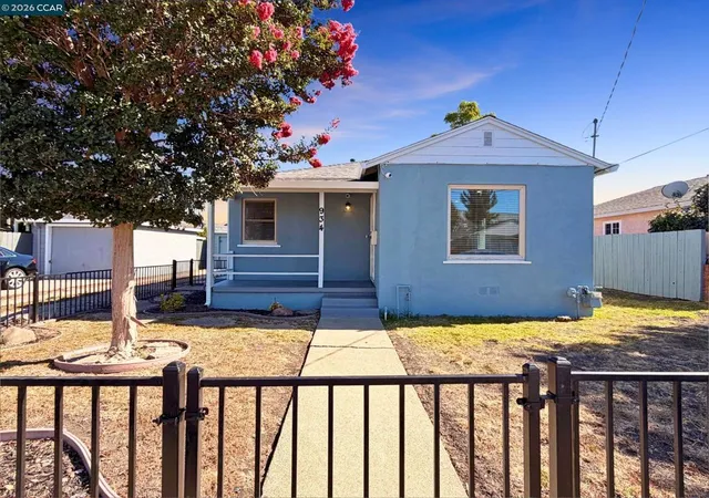 Single family home for sale at 934 Warden Ave, San Leandro, CA 94577 | MLS# 41151333