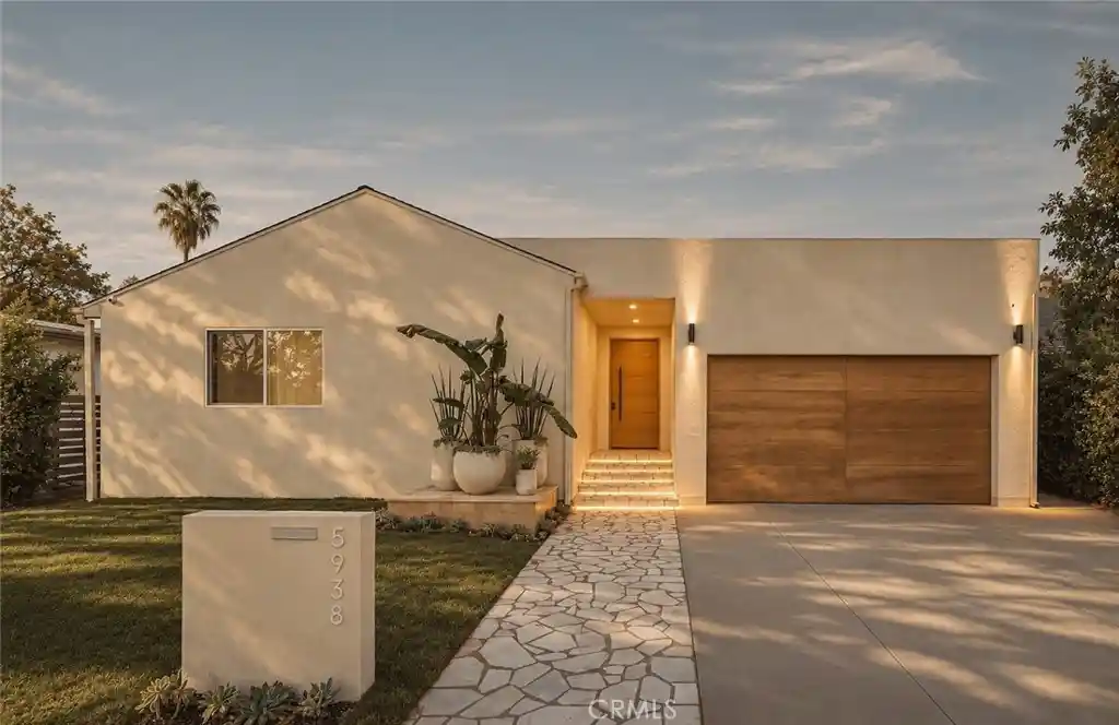 Photo 1 of Single family home for sale at 5938 Aldea, Encino, CA 91316 | MLS# SR26223116 | Listing updated on 2026-10-31