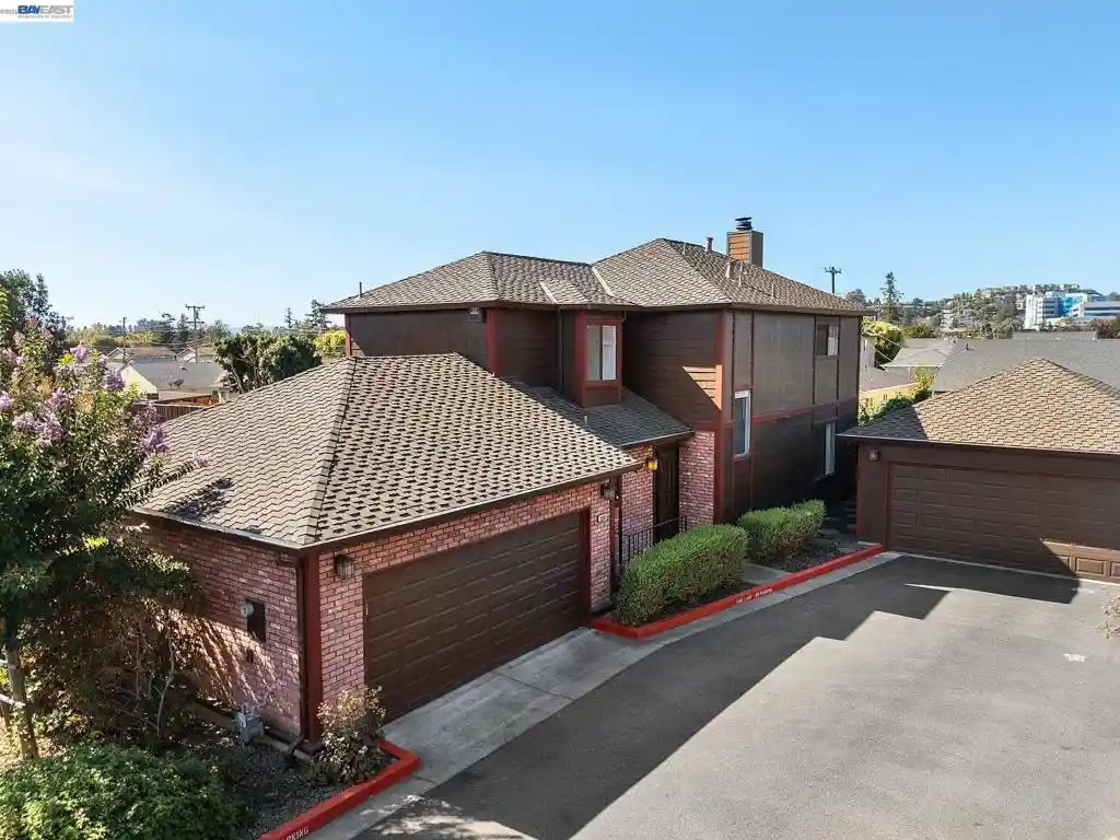 Condo for sale at 20061 Santa Maria Ave, Castro Valley, CA 94546 | MLS# 41151351