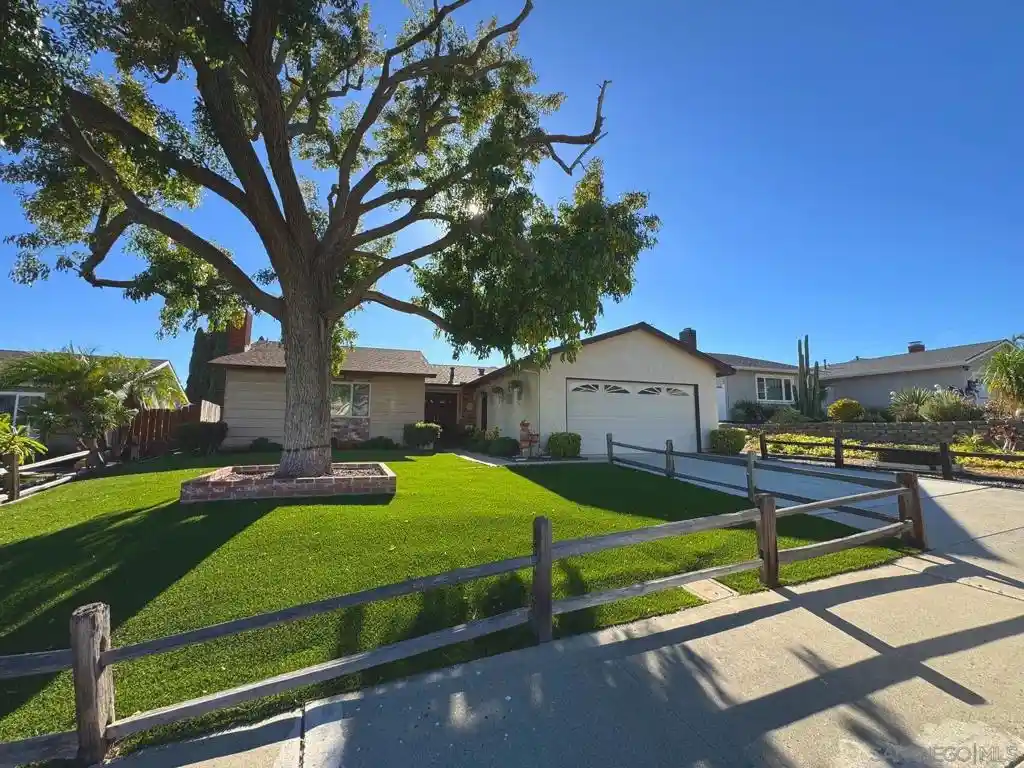 Single family home for sale at 13831 Otis Pl, Poway, CA 92064 | MLS# 260024964SD