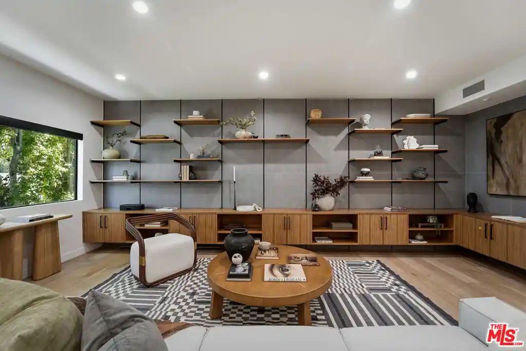 Photo 1 of Townhouse for sale at 234 S Tower Dr #4, Beverly Hills, CA 90211 | MLS# 26102137 | Listing updated on 2026-10-23