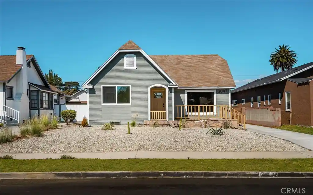Photo 1 of Single family home for sale at 2047 W 78th Place, Los Angeles, CA 90047 | MLS# WS26224238 | Listing updated on 2026-10-26