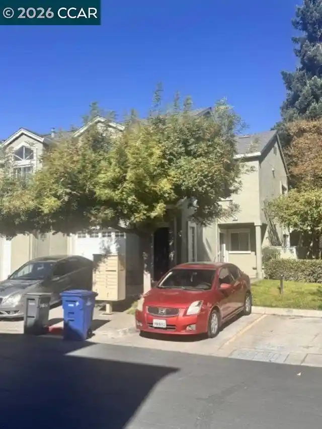 Listing Photo 1 - Condo for sale in 46 Trestle Dr located at 46 Trestle Dr, Hayward, CA 94541 - Unit 46 Trestle Dr