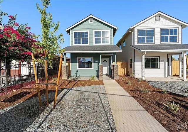 Single family home for sale at 420 Brown, Bakersfield, CA 93305 | MLS# SW26224359