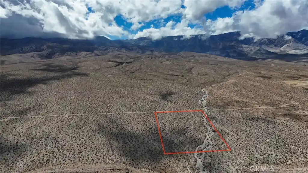 Photo 1 of Land for sale at 763 Bauer Rd, Lucerne Valley, CA 92356 | MLS# HD26224358 | Listing updated on 2026-10-16