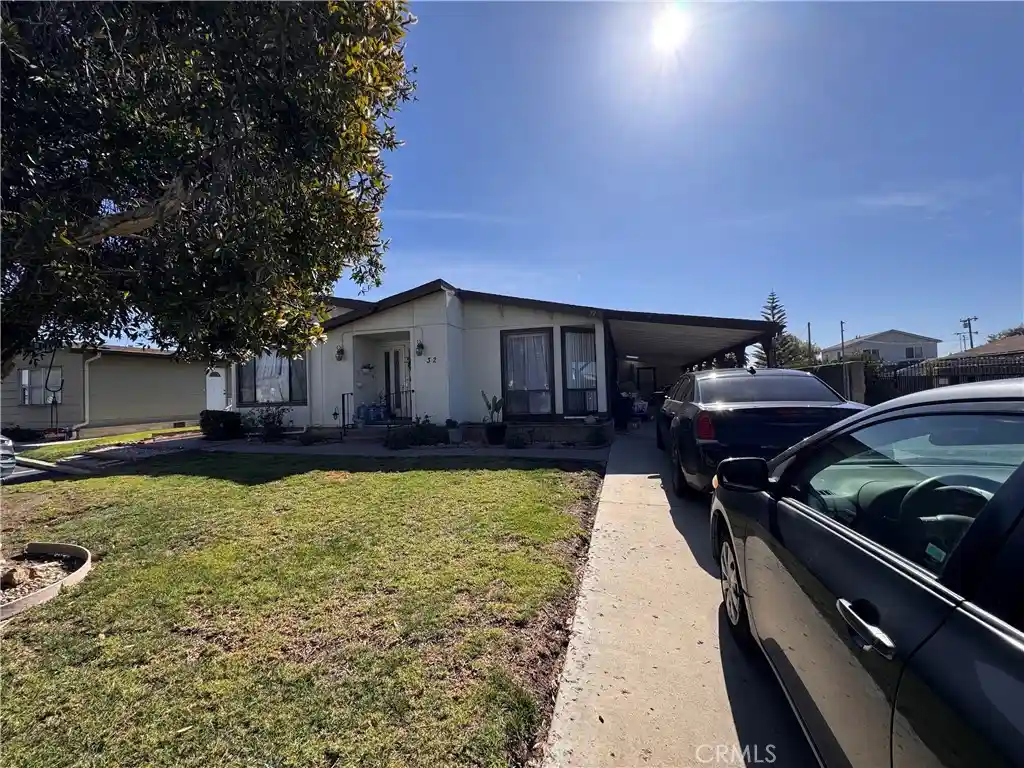 Manufactured home for sale at 32 Poinsettia Gdns, Ventura, CA 93004 | MLS# AR26224361