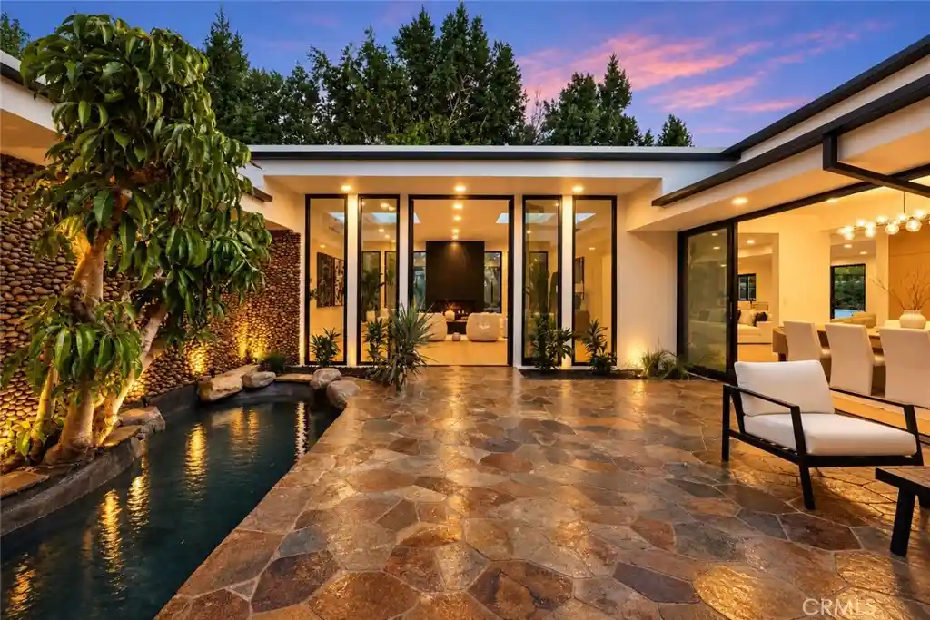 Photo 1 of Single family home for sale at 17414 Cumpston St, Encino, CA 91316 | MLS# SR26224123 | Listing updated on 2026-10-31