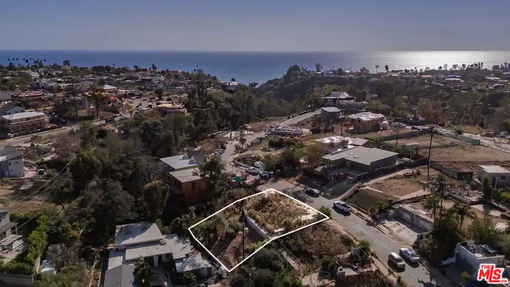 Photo 1 of Sale Pending at 668 Palmera, Pacific Palisades, CA 90272 | MLS# 26101951 | Listing updated on 2026-10-30