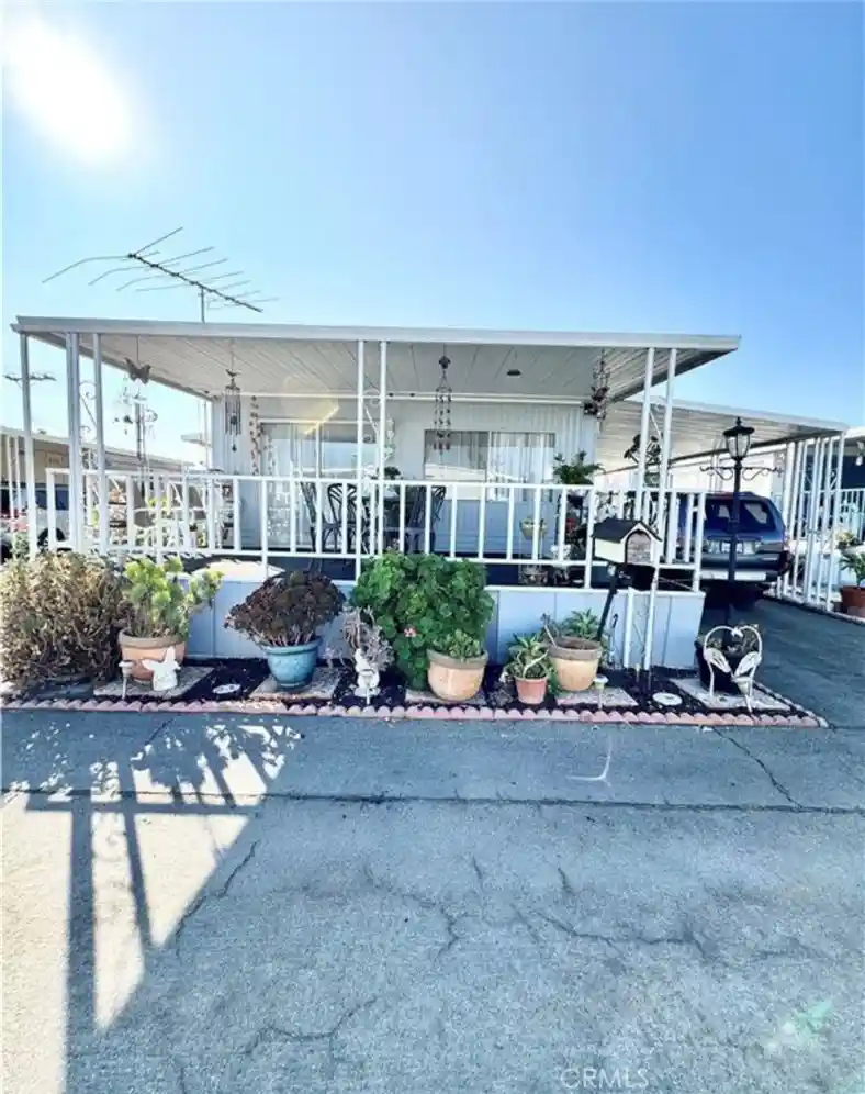 Photo 1 of Manufactured home for sale at 16601 Garfield Ave #91, Paramount, CA 90723 | MLS# SB26224553 | Listing updated on 2026-10-16
