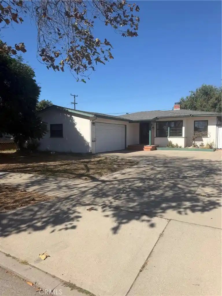 Single family home for sale at 537 E Mariposa, Santa Maria, CA 93454 | MLS# OC26222851