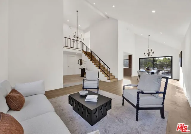 Photo 4 of Single family home for sale at 8815 Sari Ave, Northridge, CA 91343 | MLS# 26102639 | Listing updated on 2026-10-30