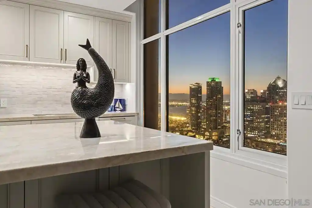 Photo 1 of Condo for sale at 550 Front St #2802, San Diego, CA 92101 | MLS# 260025051SD | Listing updated on 2026-10-16