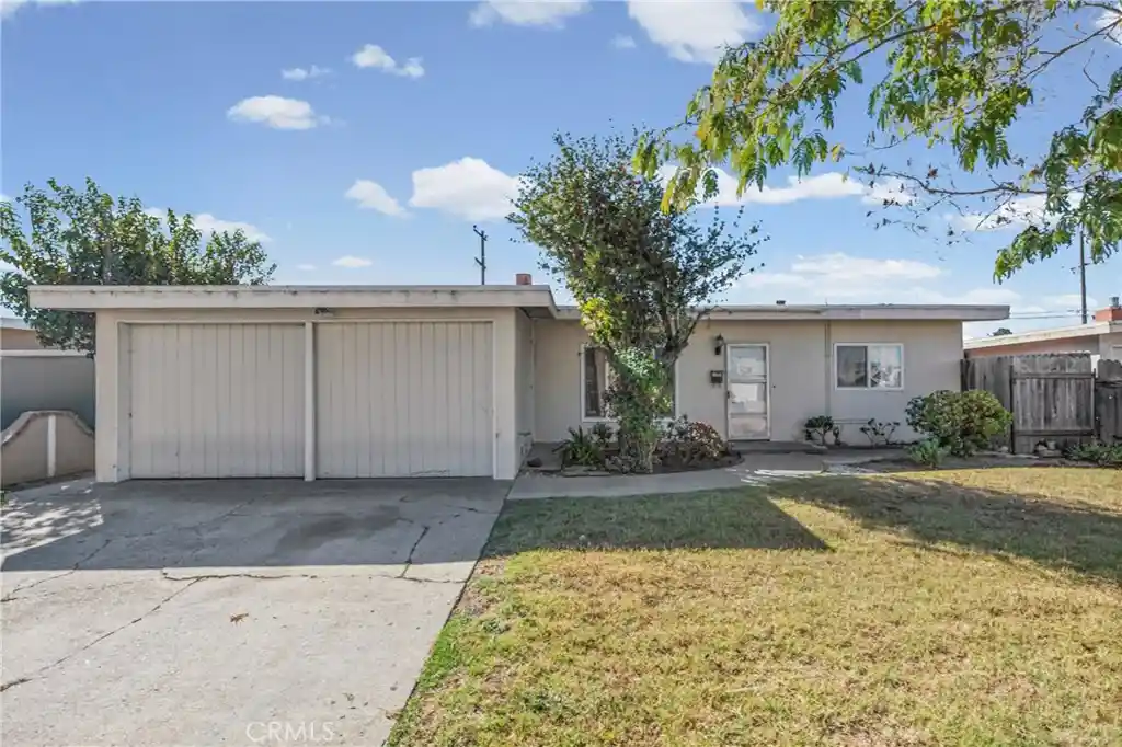 Photo 1 of Sale Pending at 500 Agnes Ave, Santa Maria, CA 93458 | MLS# SC26223122 | Listing updated on 2026-10-22