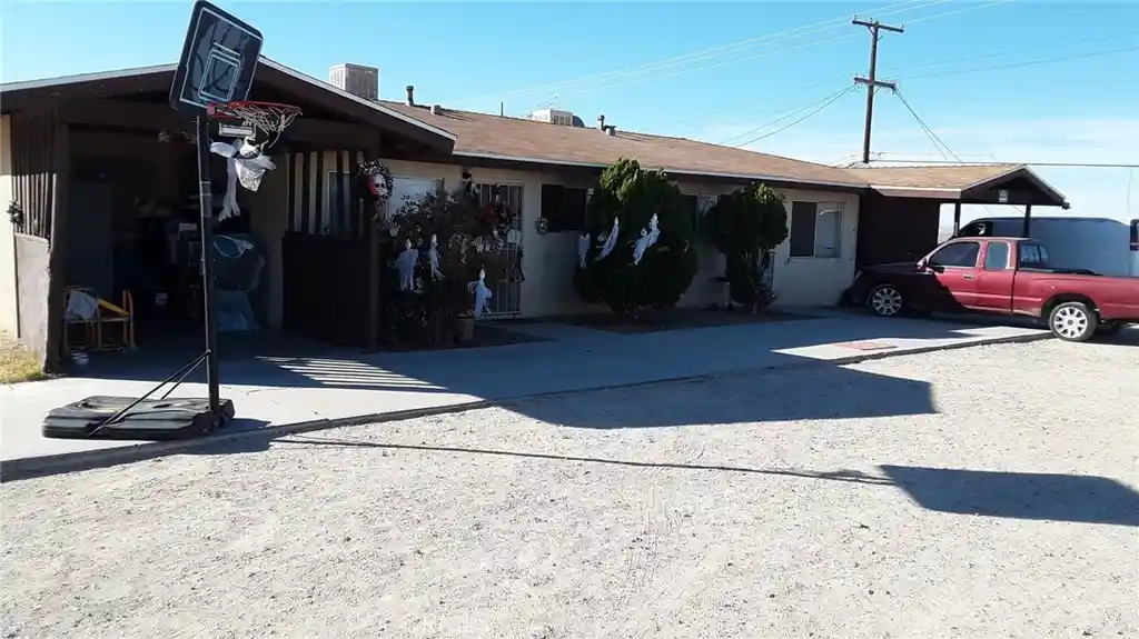 Photo 1 of Multi family home for sale at 135 W Grace, Barstow, CA 92311 | MLS# DW26224665 | Listing updated on 2026-10-17