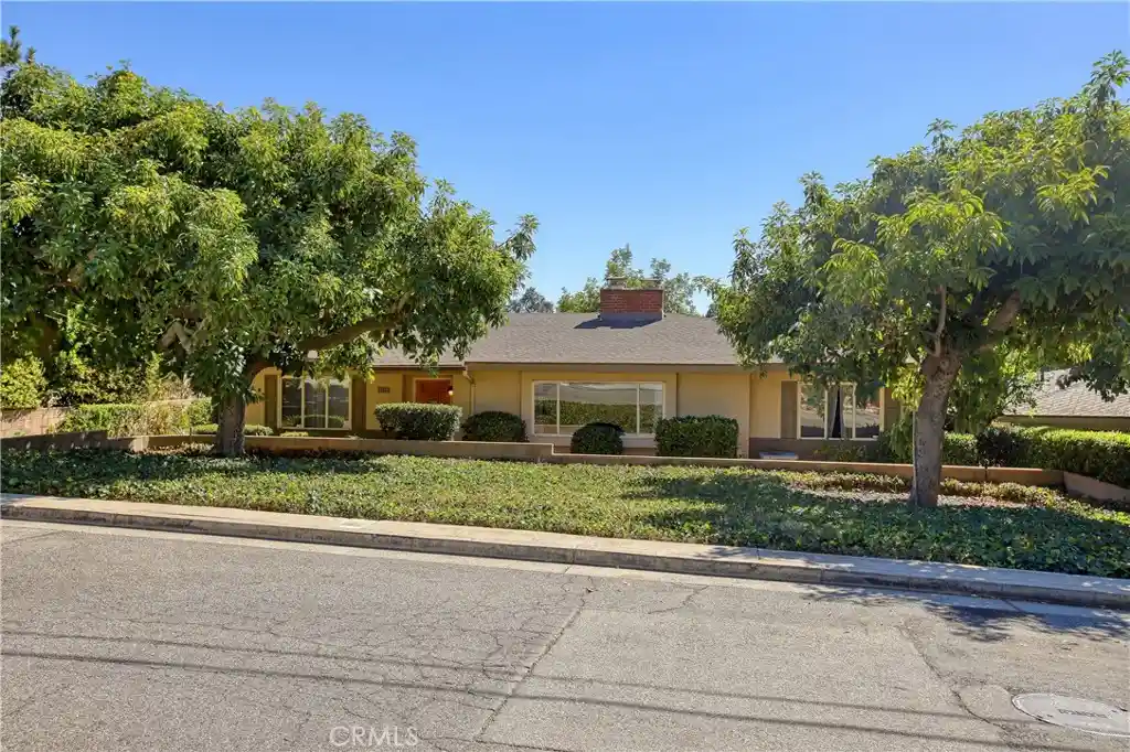 Single family home for sale at 1914 Lyans Dr, La Canada Flintridge, CA 91011 | MLS# GD26217397
