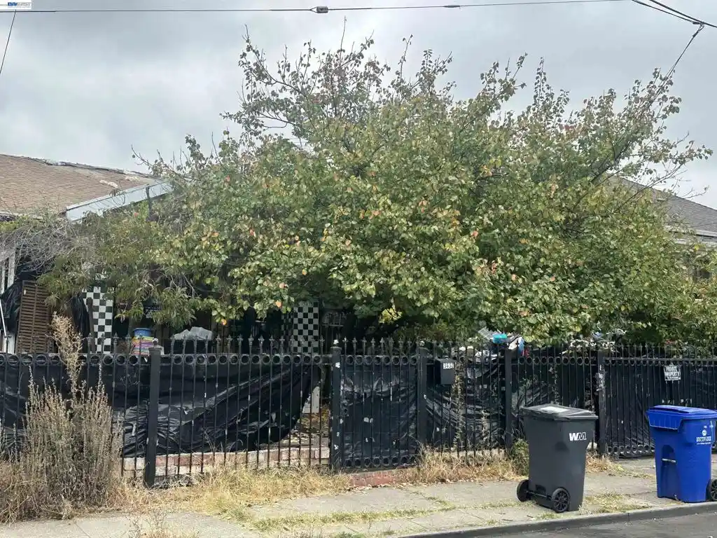Single family home for sale at 3432 Paxton Ave, Oakland, CA 94601 | MLS# 41151454