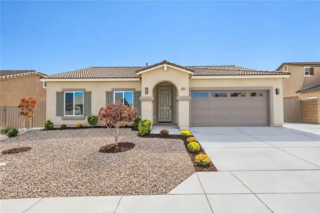 Photo 1 of Sale Pending at 13311 Via Del Lago, Victorville, CA 92392 | MLS# HD26224633 | Listing updated on 2026-10-24